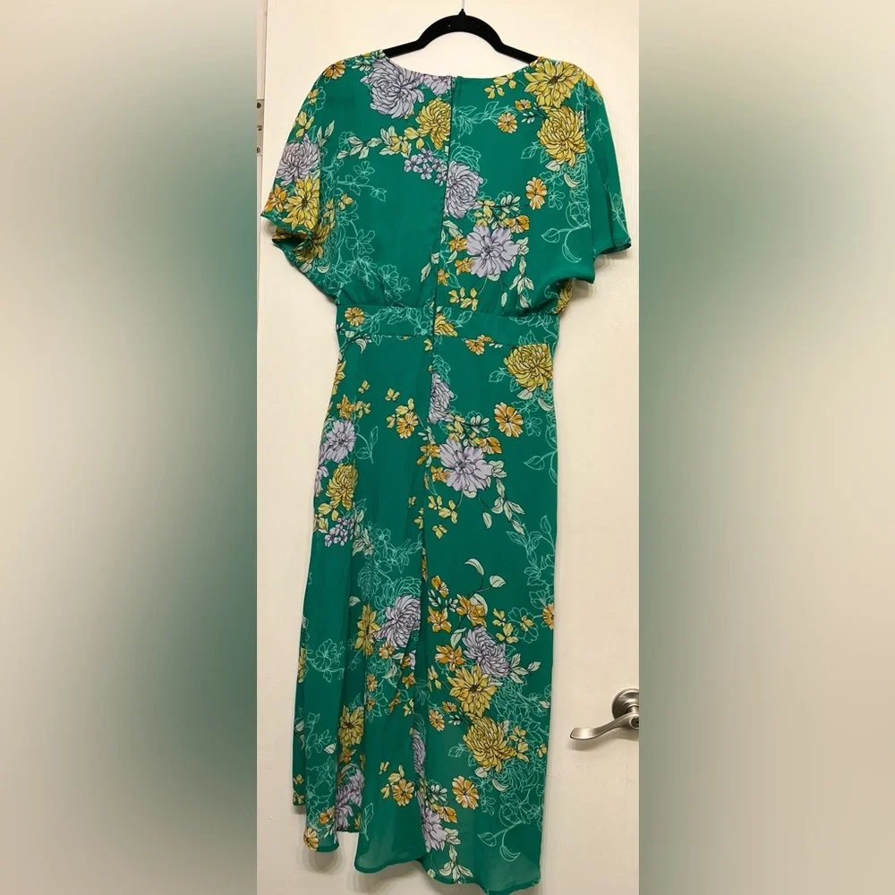 Gorgeous AUW Green Dress - Picture 10 of 10